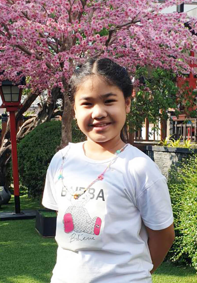 น้องญาดา เรียนภาษาอังกฤษตัวต่อตัว เด็ก เพิ่มความกล้าในการสื่อสารมากขึ้น สนใจ กล้าซักถามคำศัพท์ภาษาอังกฤษ กล้าพูดคุยกับคุณครูชาวต่างชาติมากขึ้น 